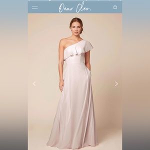 Perfect guest wedding or formal dress! Worn once! A light gray color.  Comfy!!